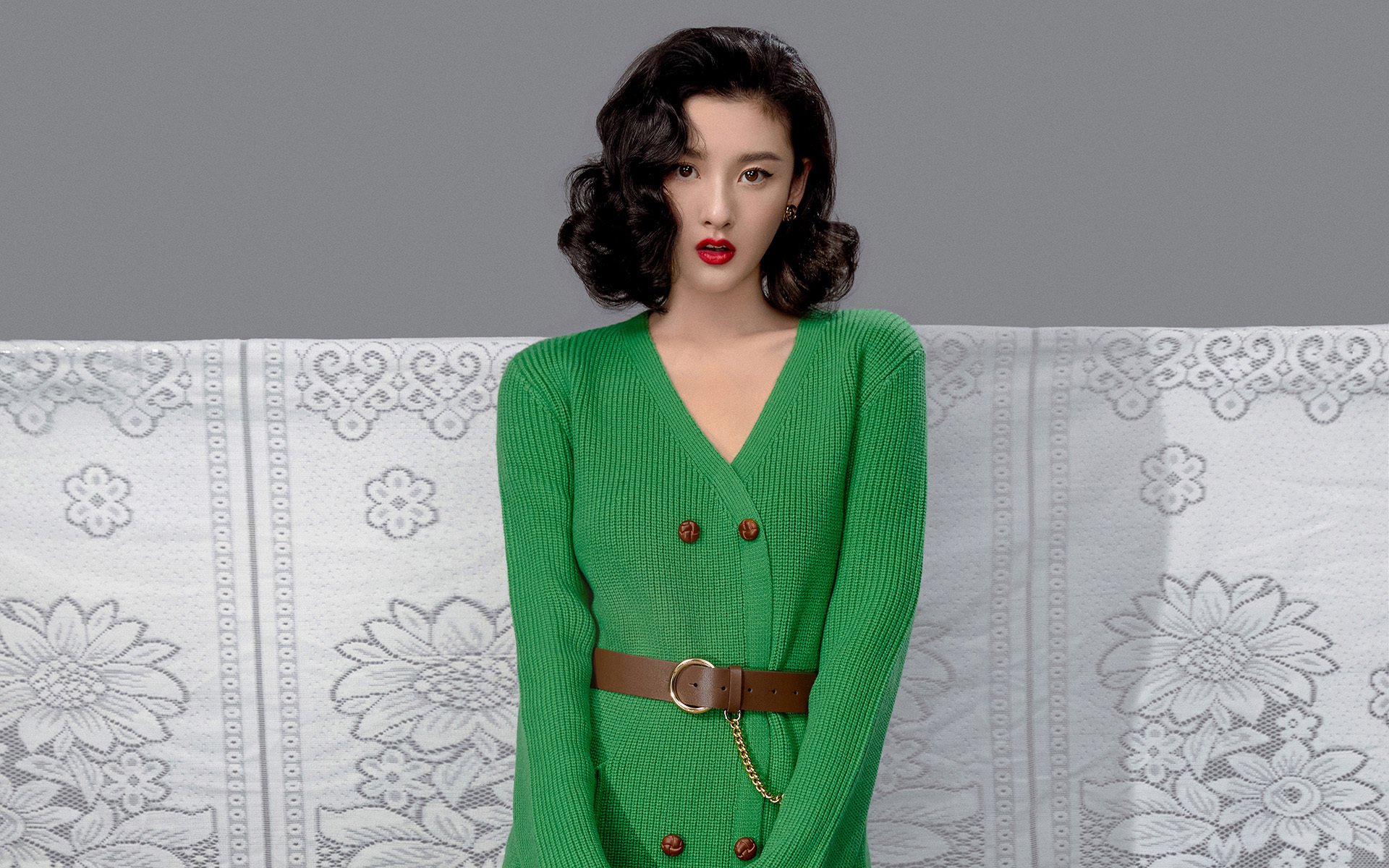 高校运动会男子百米再破记录，大学生校运会100米成绩